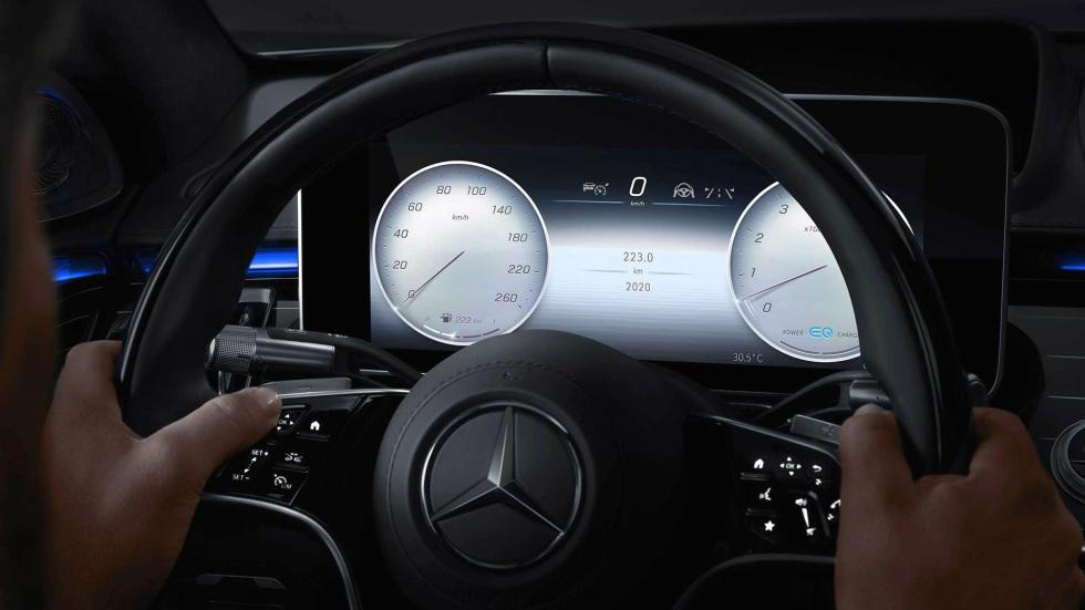 Οι οθόνες της νέας Mercedes S-Class